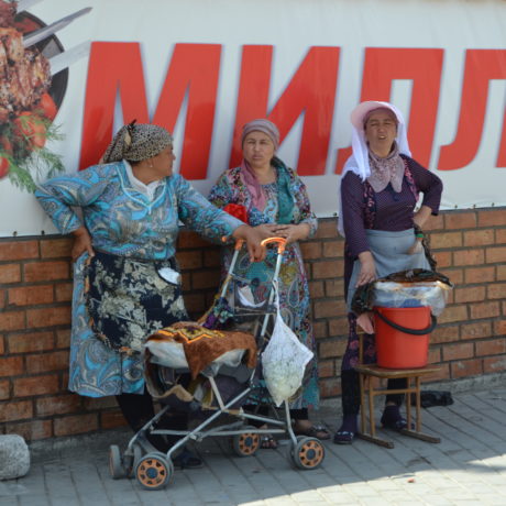 Usbekiske kvinner i Usbekistan.